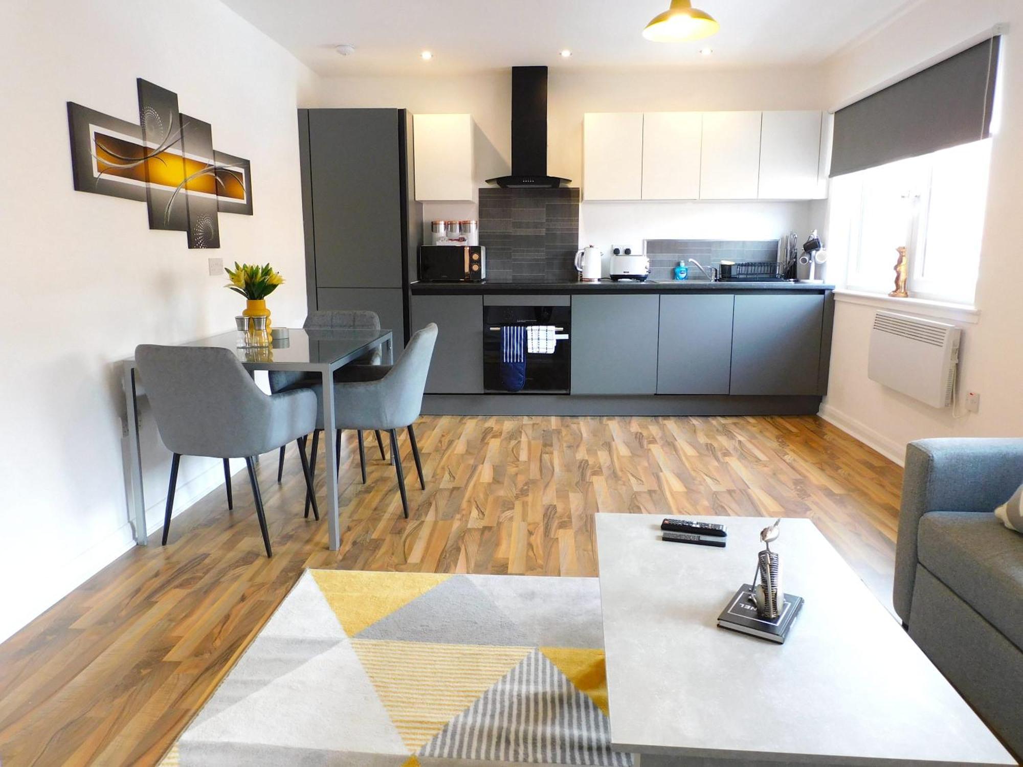 Newly Refurbished 1 Bed Apt In Hamilton Close To Station And Local Amenities Kültér fotó
