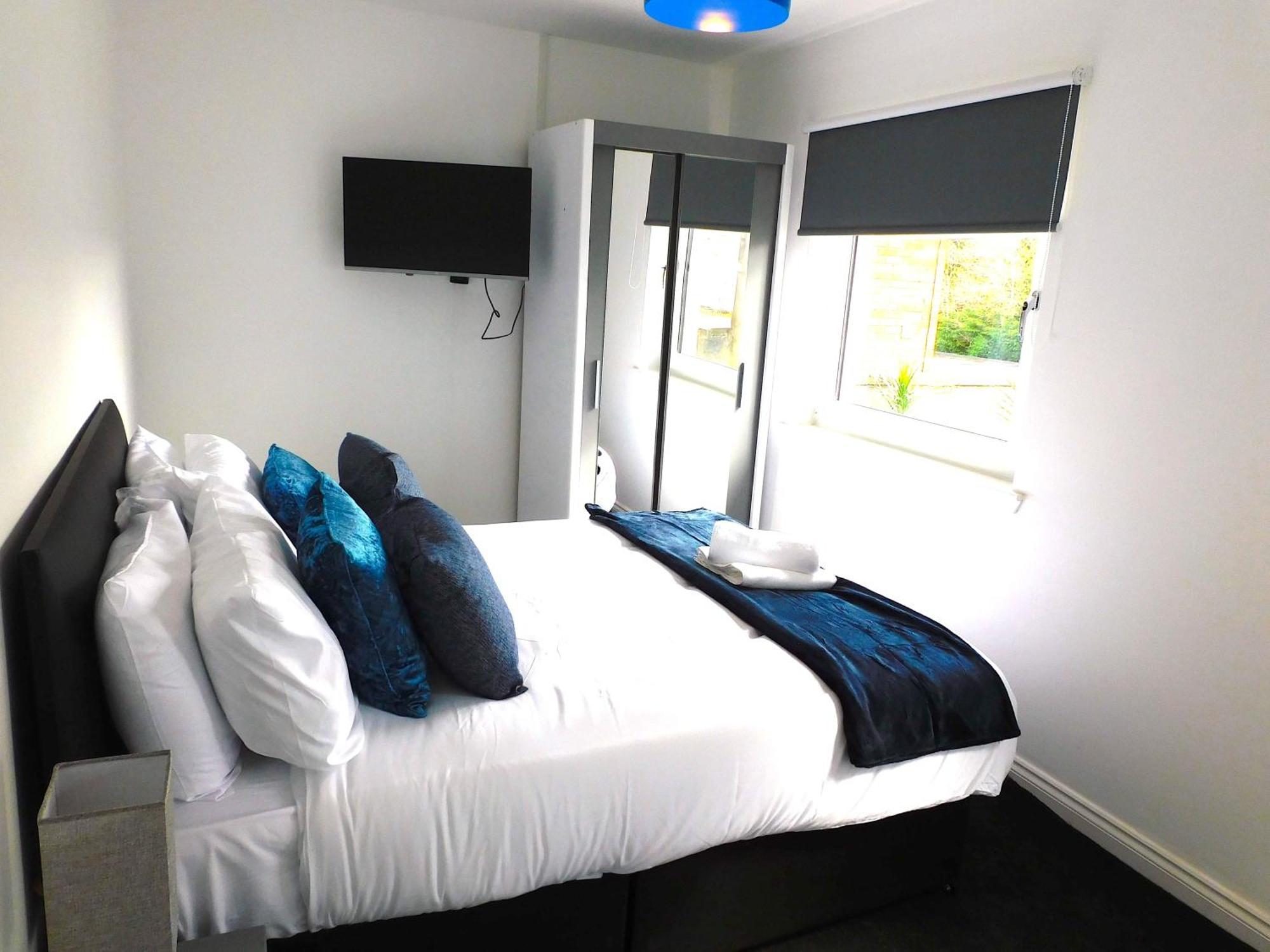Newly Refurbished 1 Bed Apt In Hamilton Close To Station And Local Amenities Kültér fotó